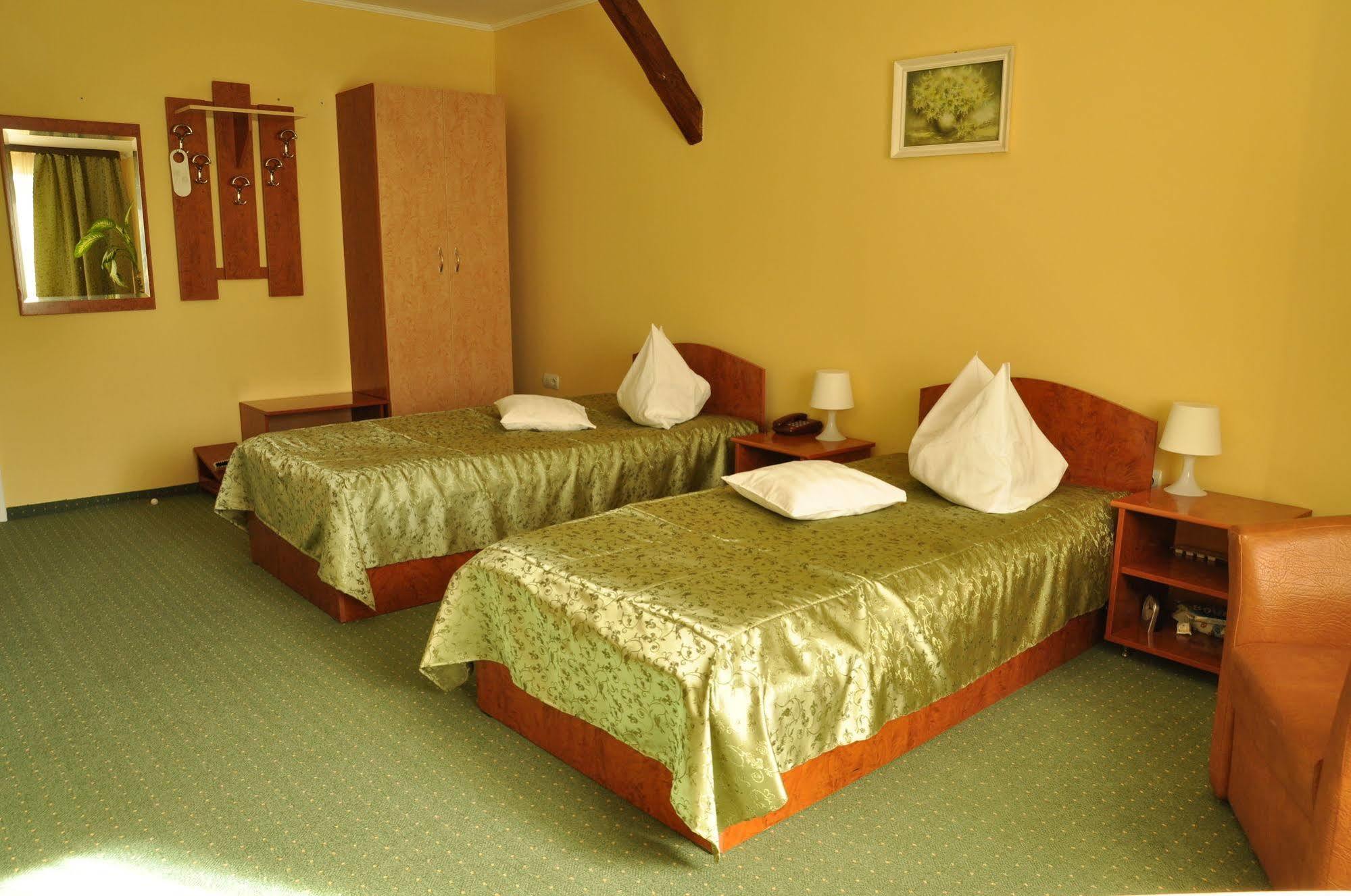 Hotel Cardinal Satu Mare Eksteriør bilde